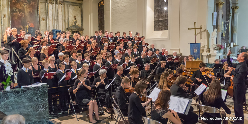 Et c'est déjà le concert final de ce 8ème Festival, dans l'Eglise de Courseulles, comme chaque mois de juillet depuis 2008.