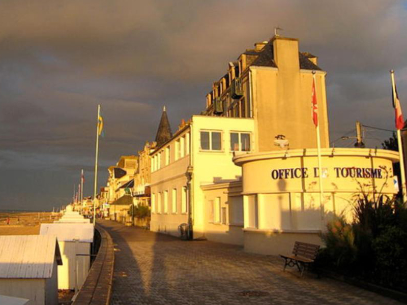 Saint-Aubin, le charme du front de mer en plus